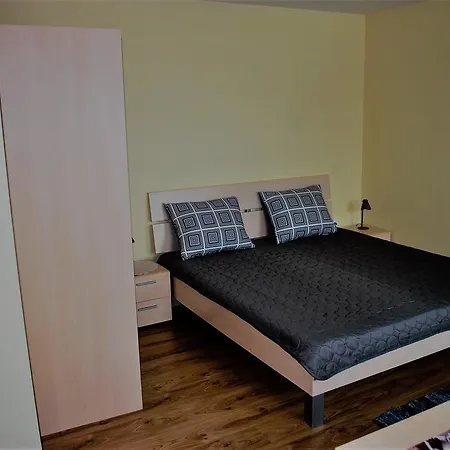 Apartment Beska *