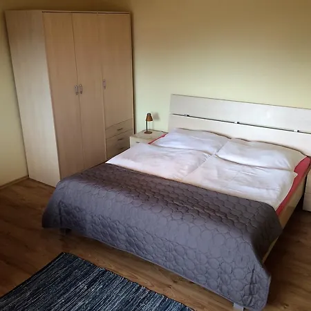 Beska * Bešeňová